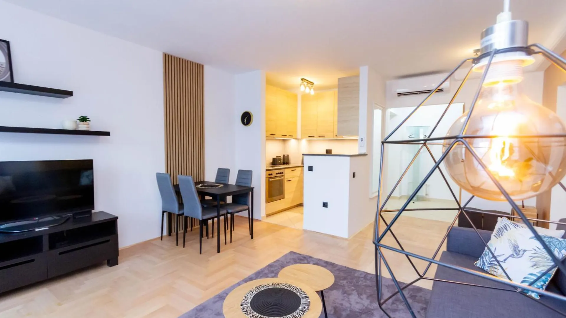 Apartment Gozsdu White Raven Residence 105 - Free Parking, Terrace Budapest Hungary